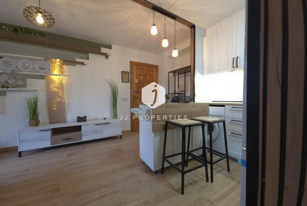 Z drugiej ręki - Daszek -
Torrevieja - Cala Ferris