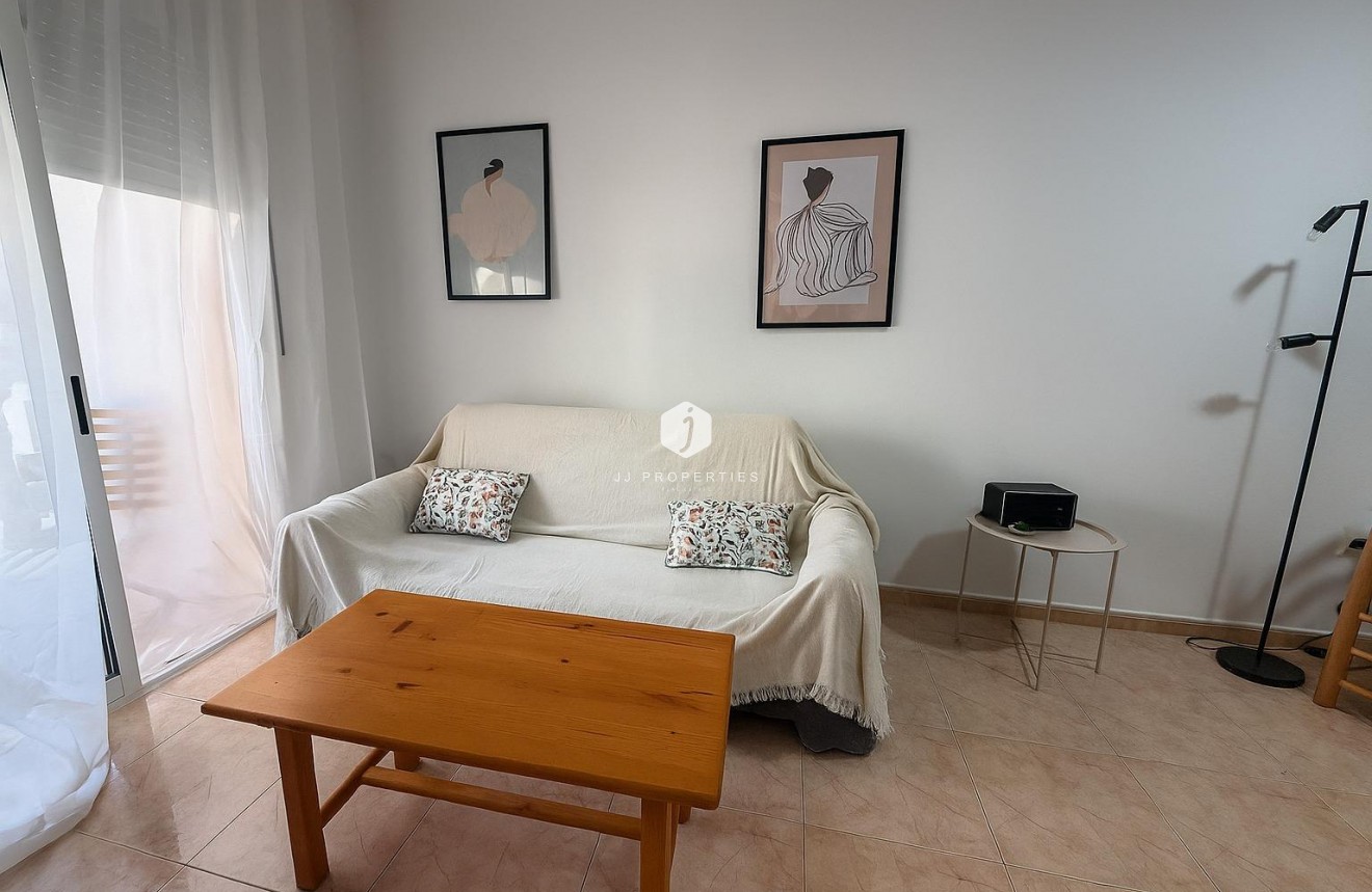 Tweedehands - Appartement / flat -
Torrevieja - Habaneras