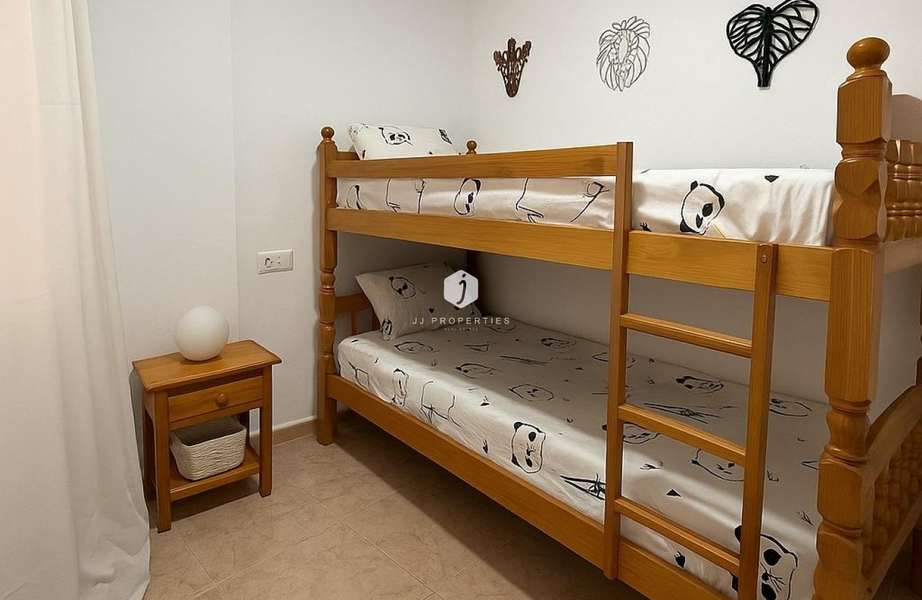 Tweedehands - Appartement / flat -
Torrevieja - Habaneras