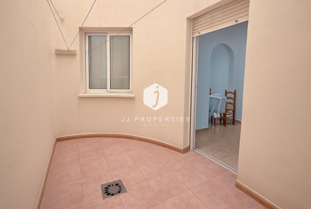 Tweedehands - Appartement / flat -
Torrevieja - Habaneras