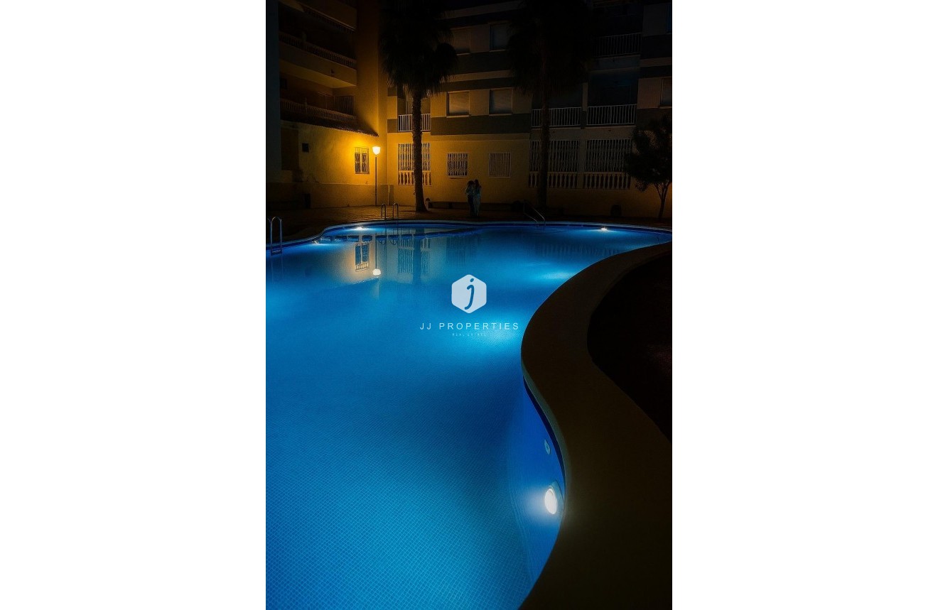 Tweedehands - Appartement / flat -
Torrevieja - Habaneras