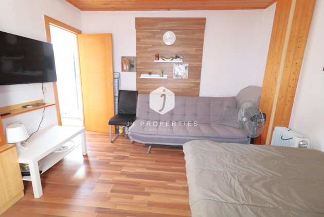 Z drugiej ręki - Daszek -
Torrevieja - Acequion