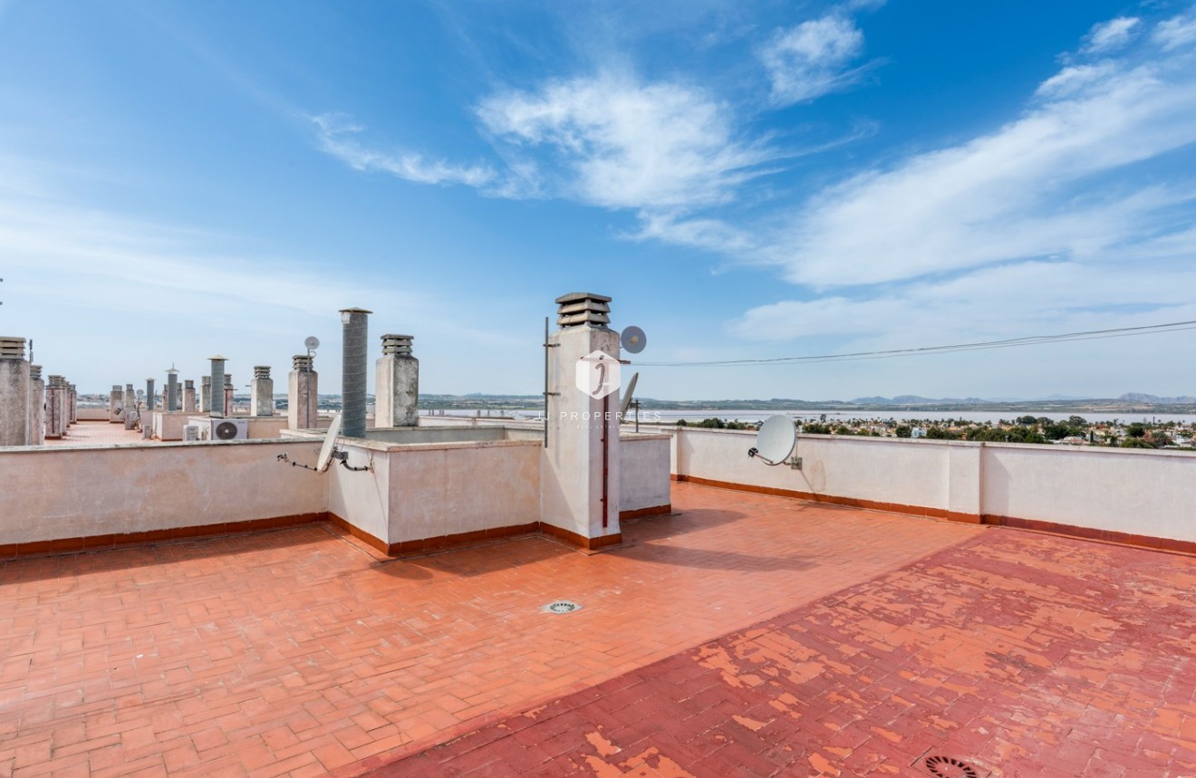 Z drugiej ręki - Mieszkanie w bloku -
Torrevieja - Costa Blanca