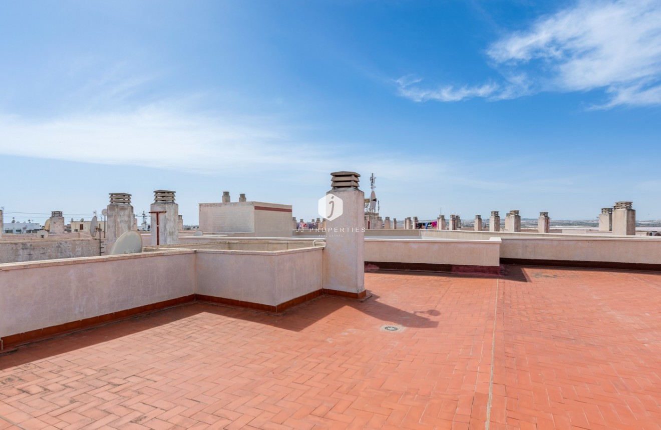 Z drugiej ręki - Mieszkanie w bloku -
Torrevieja - Costa Blanca