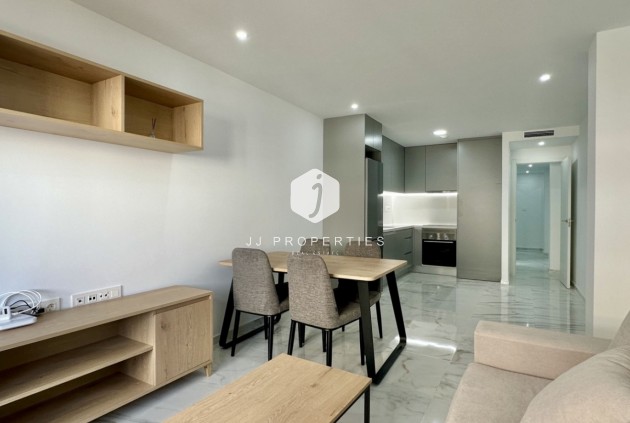 Z drugiej ręki - Mieszkanie w bloku -
Torrevieja - Costa Blanca