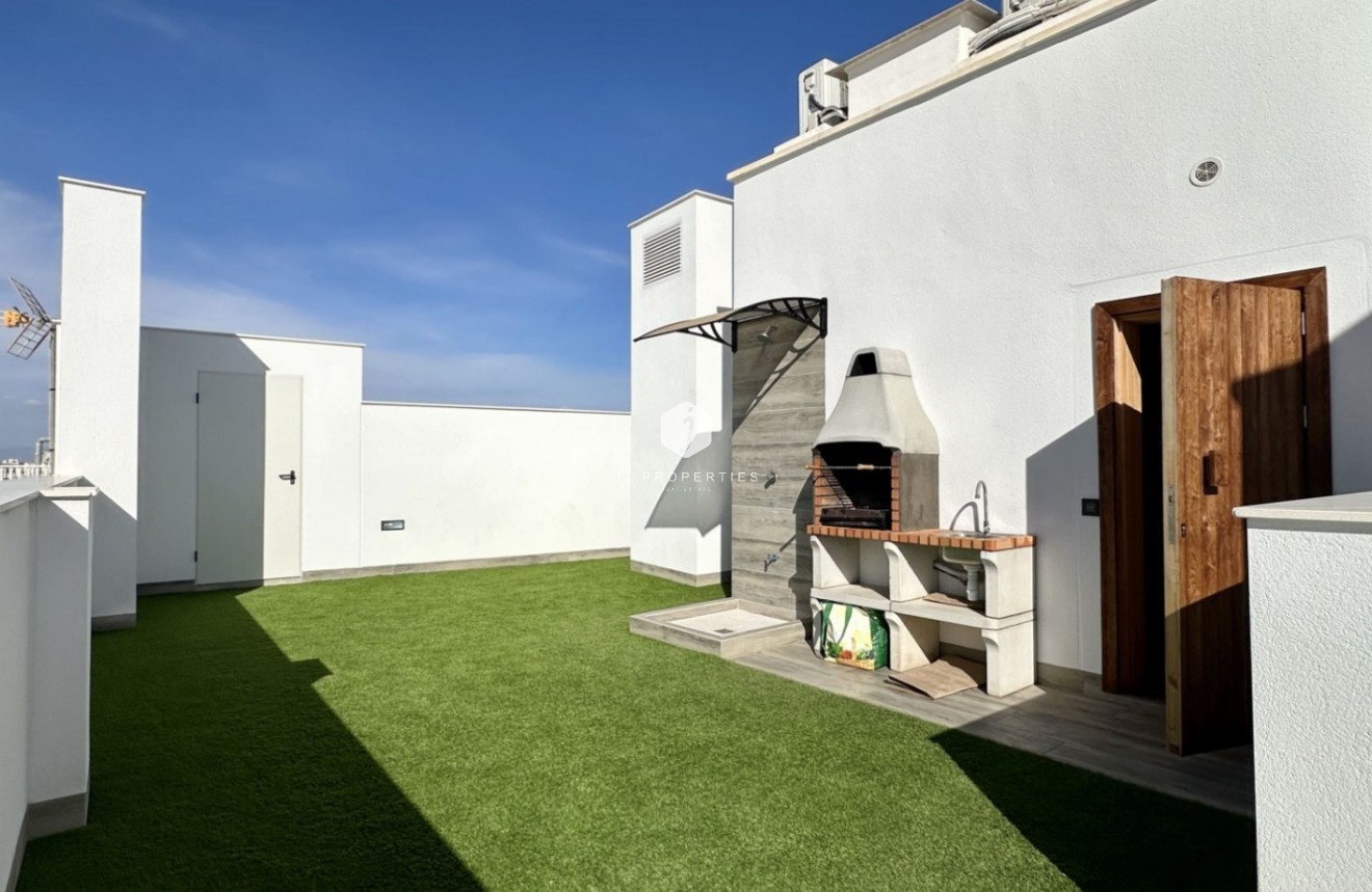 Z drugiej ręki - Mieszkanie w bloku -
Torrevieja - Costa Blanca