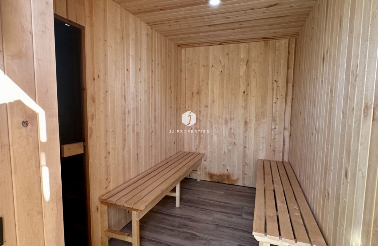 Z drugiej ręki - Mieszkanie w bloku -
Torrevieja - Costa Blanca