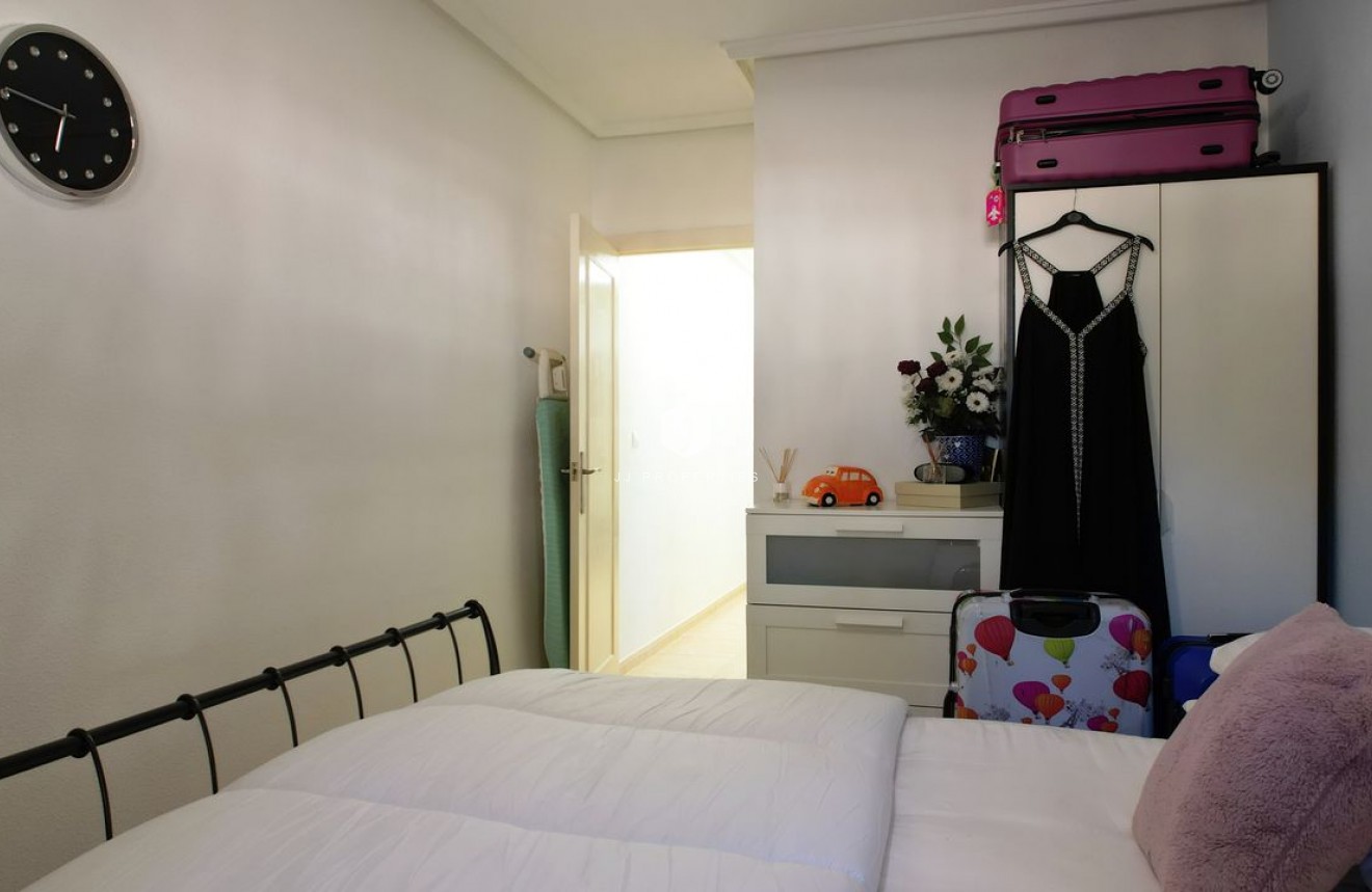 Z drugiej ręki - Mieszkanie w bloku -
Rojales - Inland