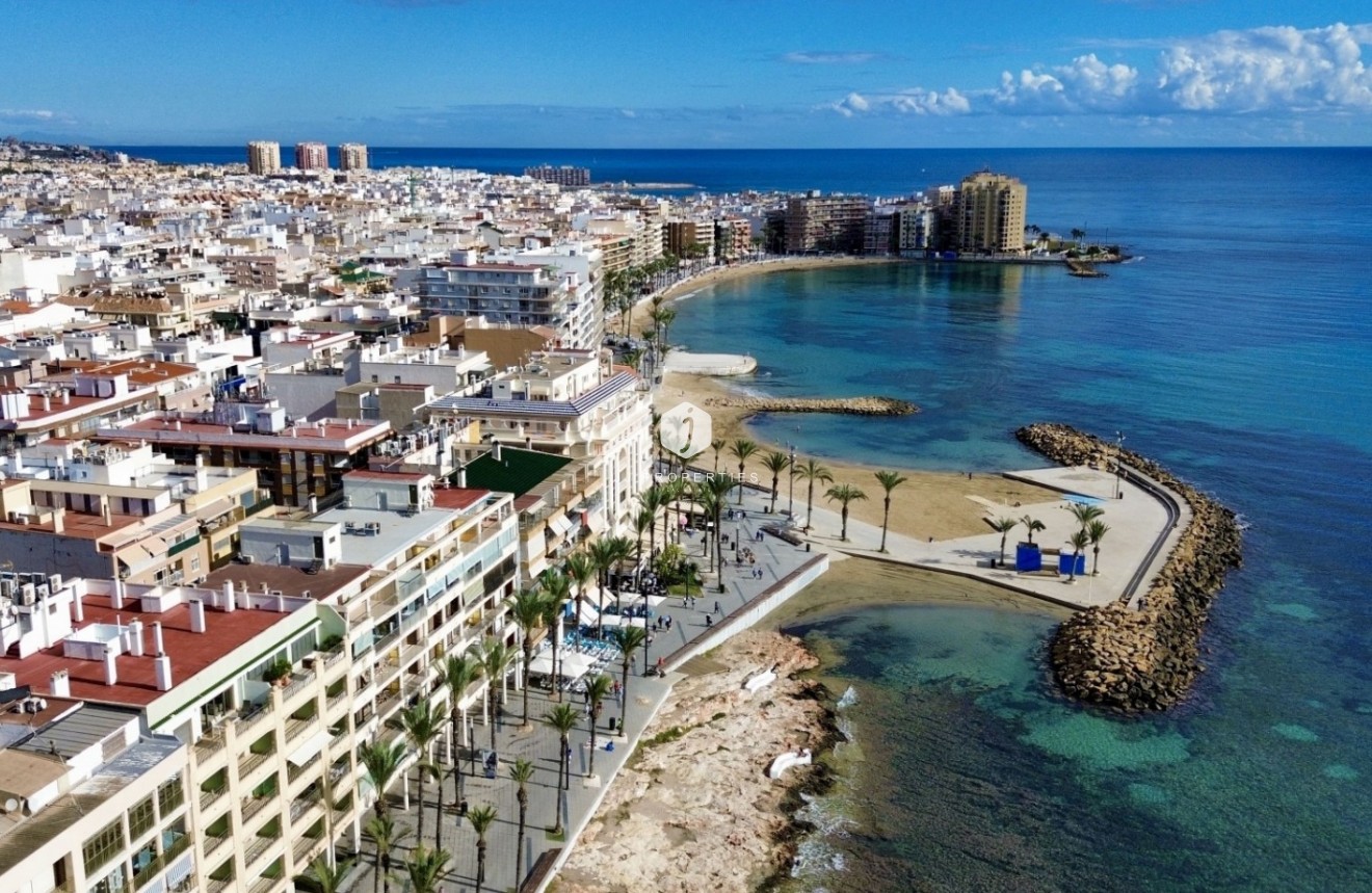 Z drugiej ręki - Mieszkanie w bloku -
Torrevieja - Costa Blanca