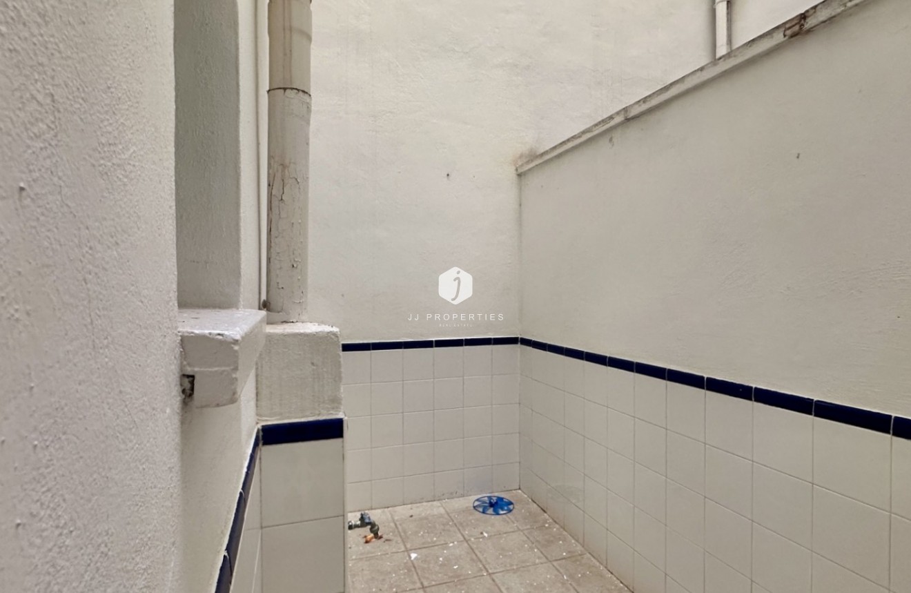 Z drugiej ręki - Mieszkanie w bloku -
Torrevieja - Costa Blanca