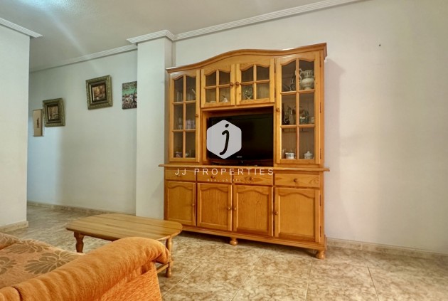 Z drugiej ręki - Mieszkanie w bloku -
Torrevieja - Costa Blanca