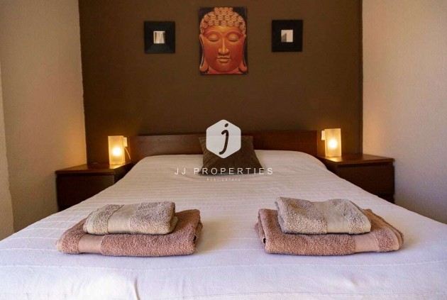 Z drugiej ręki - Mieszkanie w bloku -
Punta Prima - Costa Blanca