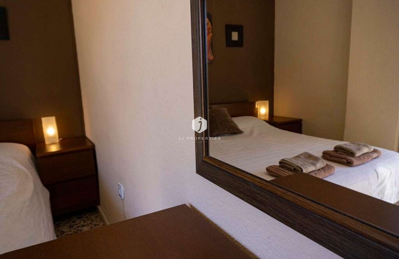 Z drugiej ręki - Mieszkanie w bloku -
Punta Prima - Costa Blanca