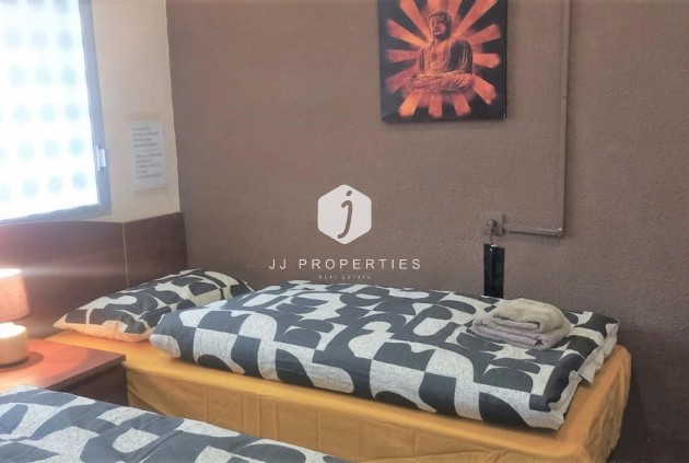 Z drugiej ręki - Mieszkanie w bloku -
Punta Prima - Costa Blanca