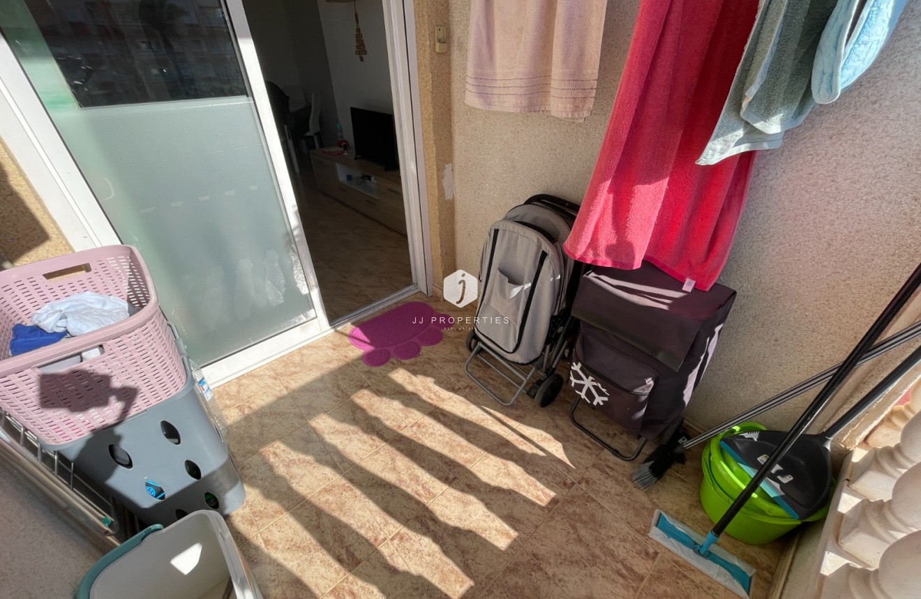 Z drugiej ręki - Mieszkanie w bloku -
Torrevieja - Costa Blanca