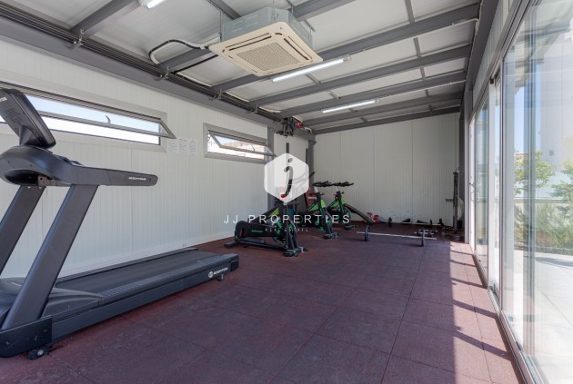 Z drugiej ręki - Mieszkanie w bloku -
Torrevieja - Costa Blanca