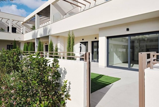 Z drugiej ręki - Mieszkanie w bloku -
Torrevieja - Costa Blanca