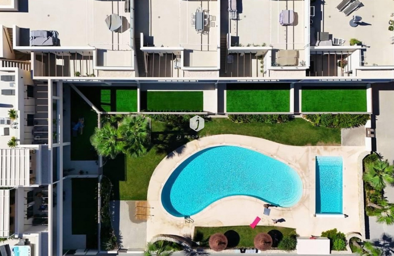 Z drugiej ręki - Mieszkanie w bloku -
Torrevieja - Costa Blanca