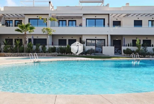 Z drugiej ręki - Mieszkanie w bloku -
Torrevieja - Costa Blanca