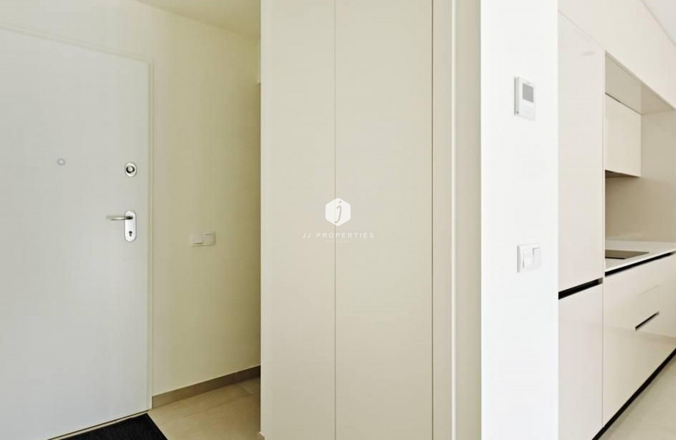 Z drugiej ręki - Mieszkanie w bloku -
Torrevieja - Costa Blanca