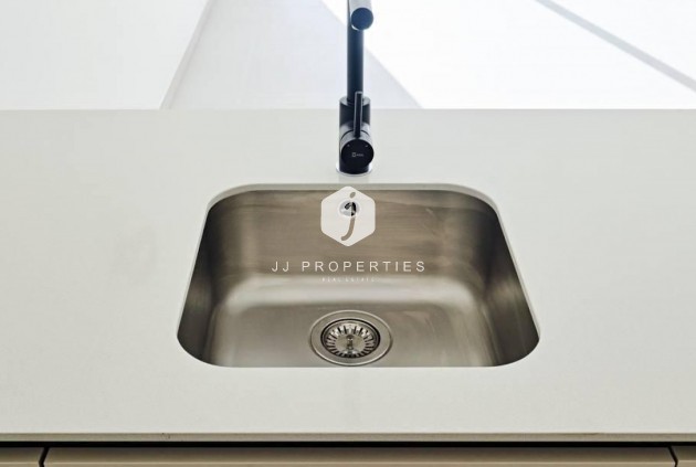 Z drugiej ręki - Mieszkanie w bloku -
Torrevieja - Costa Blanca