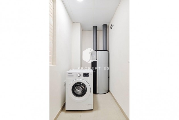 Z drugiej ręki - Mieszkanie w bloku -
Torrevieja - Costa Blanca