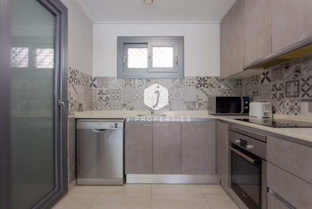 Z drugiej ręki - Mieszkanie w bloku -
Torrevieja - Costa Blanca