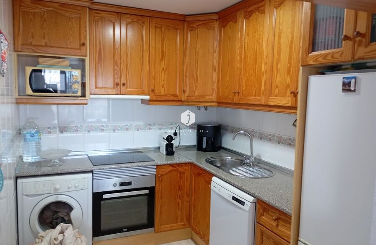 Z drugiej ręki - Dupleks -
Daya Vieja - Costa Blanca