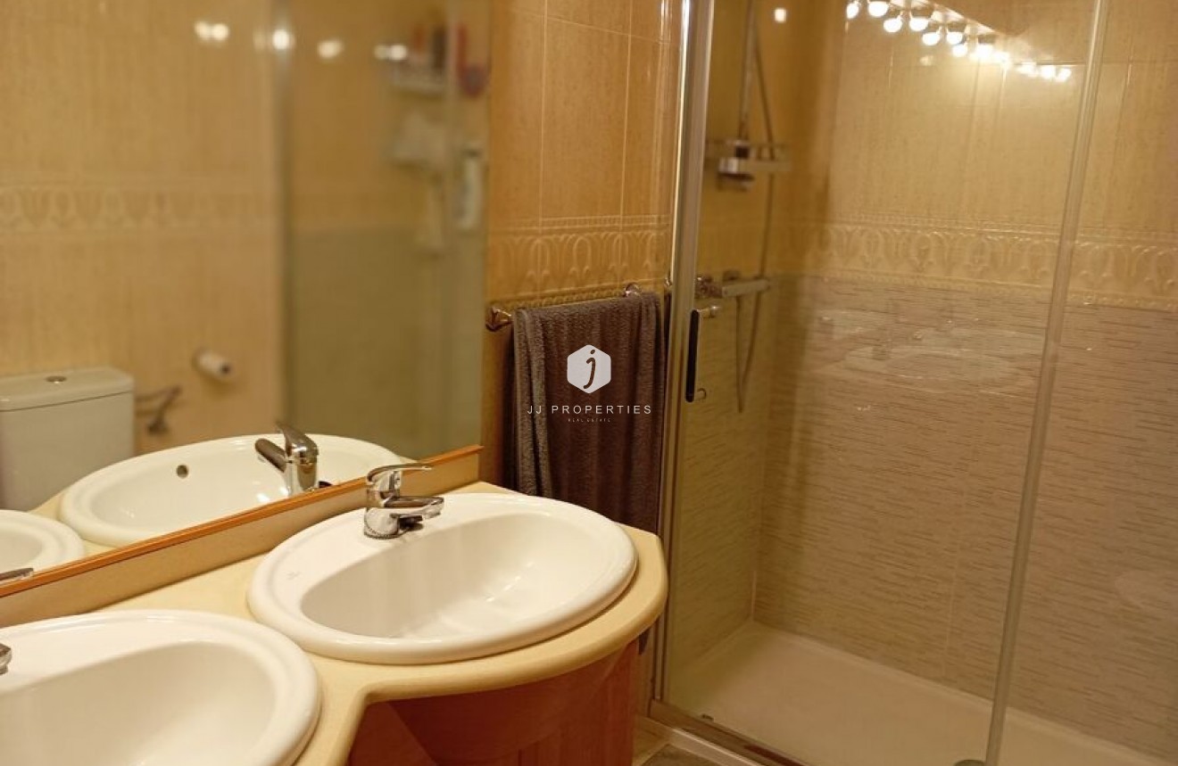 Z drugiej ręki - Dupleks -
Daya Vieja - Costa Blanca