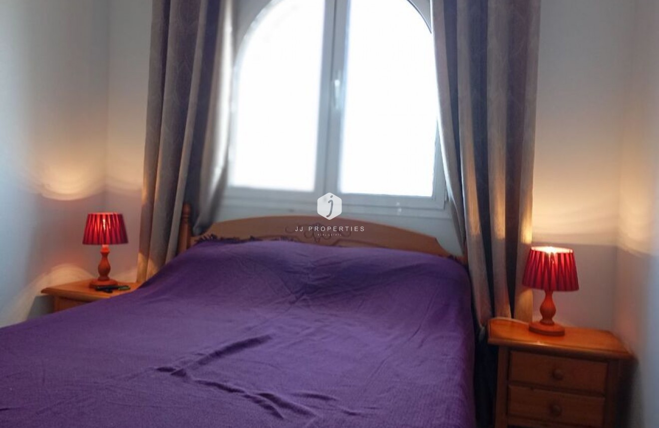 Z drugiej ręki - Dupleks -
Daya Vieja - Costa Blanca