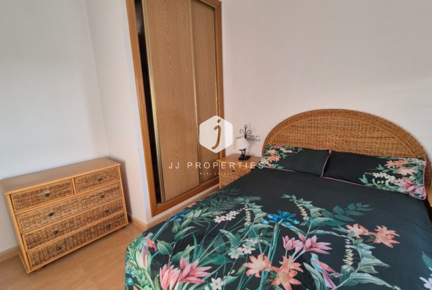 Z drugiej ręki - Dupleks -
Torrevieja - Costa Blanca