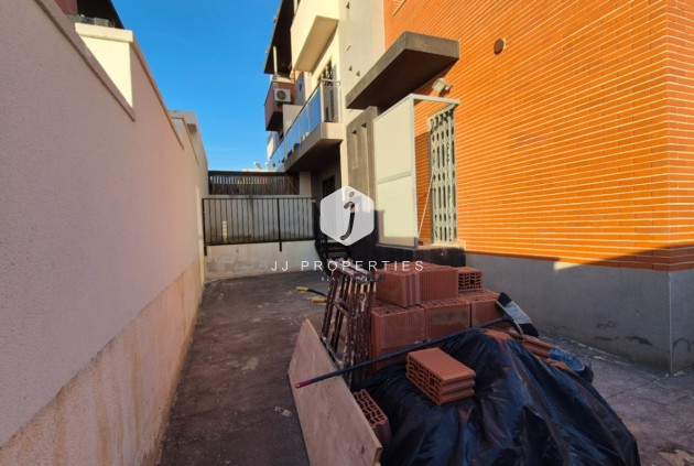 Z drugiej ręki - Dupleks -
Torrevieja - Costa Blanca