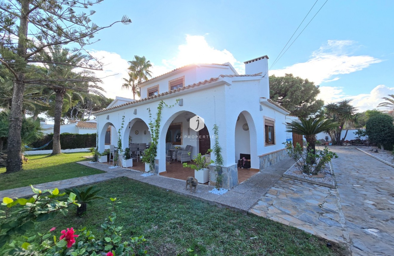 Z drugiej ręki - Villa -
Orihuela Costa - Costa Blanca