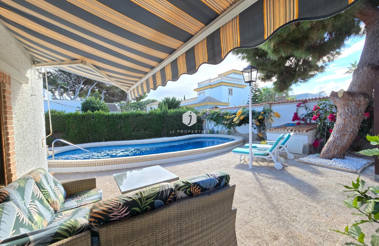 Z drugiej ręki - Villa -
Orihuela Costa - Costa Blanca