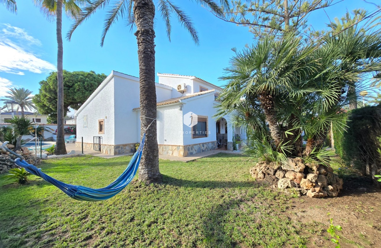 Z drugiej ręki - Villa -
Orihuela Costa - Costa Blanca