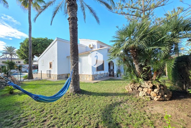 Z drugiej ręki - Villa -
Orihuela Costa - Costa Blanca