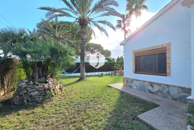 Z drugiej ręki - Villa -
Orihuela Costa - Costa Blanca