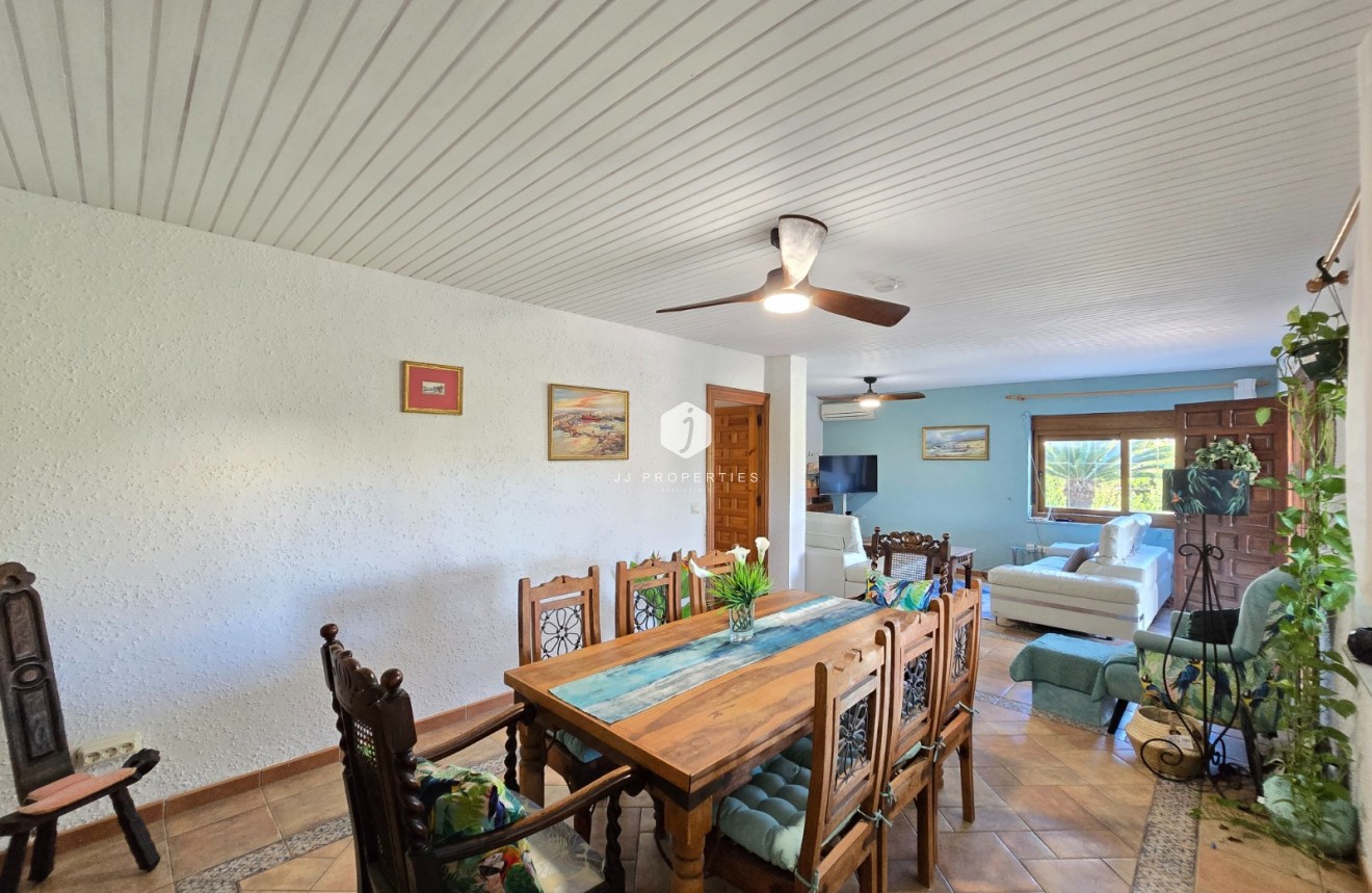 Z drugiej ręki - Villa -
Orihuela Costa - Costa Blanca