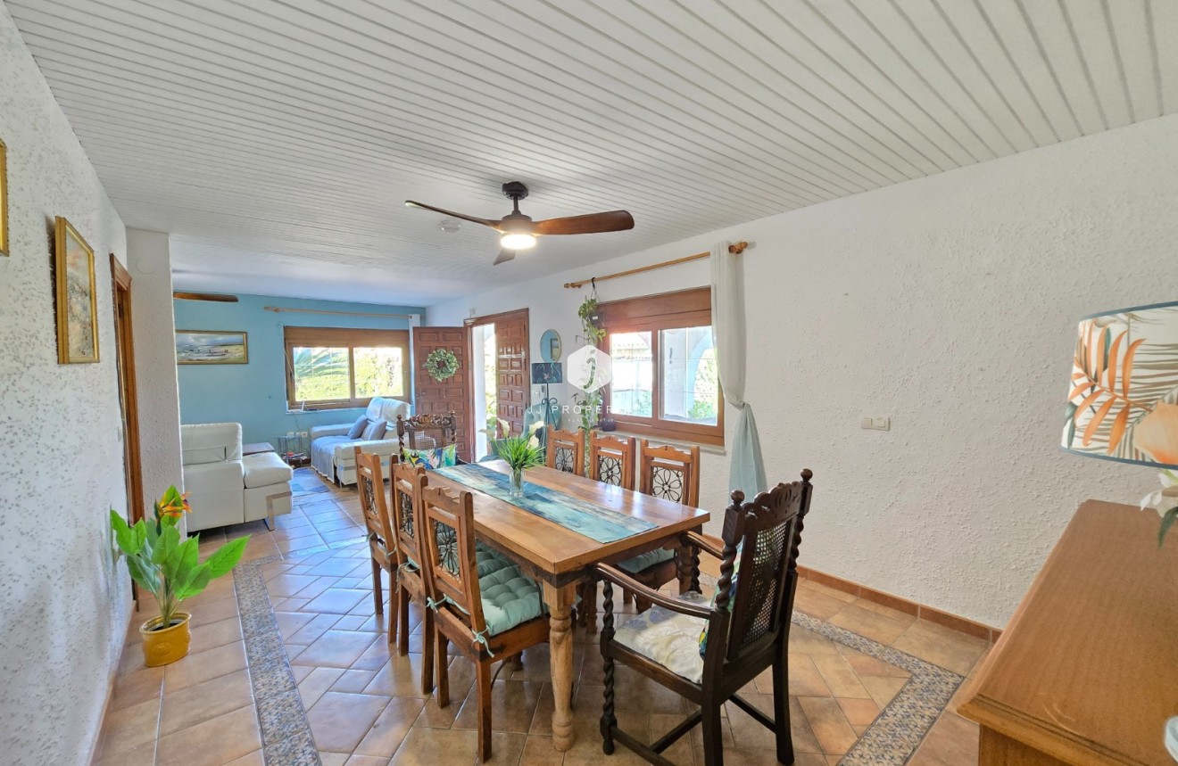 Z drugiej ręki - Villa -
Orihuela Costa - Costa Blanca