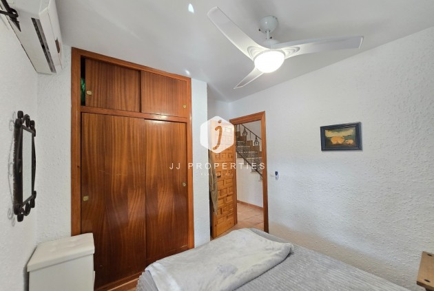 Z drugiej ręki - Villa -
Orihuela Costa - Costa Blanca