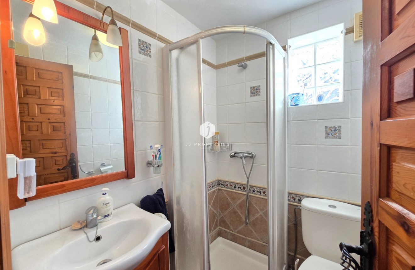 Z drugiej ręki - Villa -
Orihuela Costa - Costa Blanca