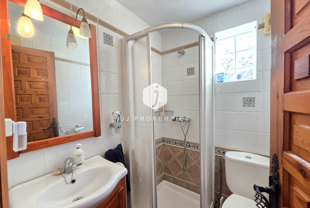 Z drugiej ręki - Villa -
Orihuela Costa - Costa Blanca