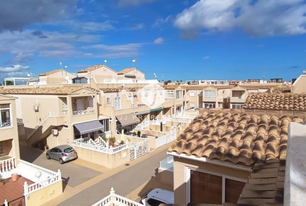 Z drugiej ręki - Bungalow -
Orihuela Costa - Los Almendros-la Florida