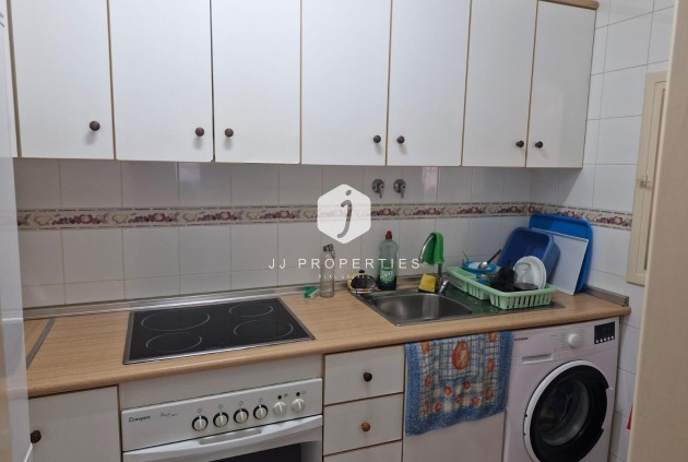 Z drugiej ręki - Bungalow -
Torrevieja - Playa de los Naufragos