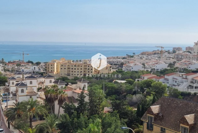 Z drugiej ręki - Mieszkanie w bloku -
Torrevieja - Torreblanca