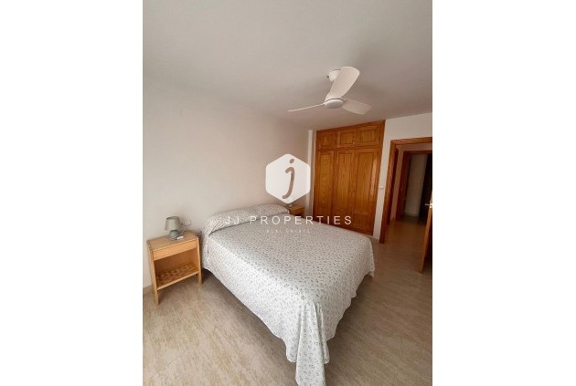 Z drugiej ręki - Szalet -
Orihuela Costa - Campoamor