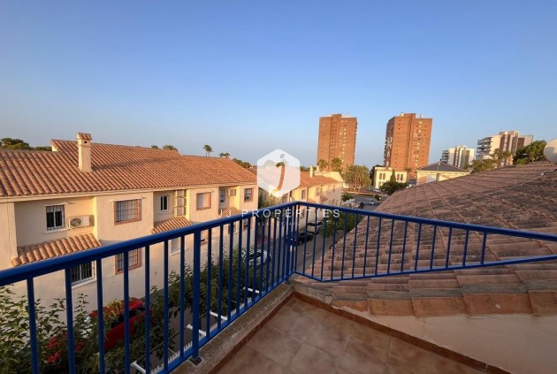 Z drugiej ręki - Szalet -
Orihuela Costa - Campoamor