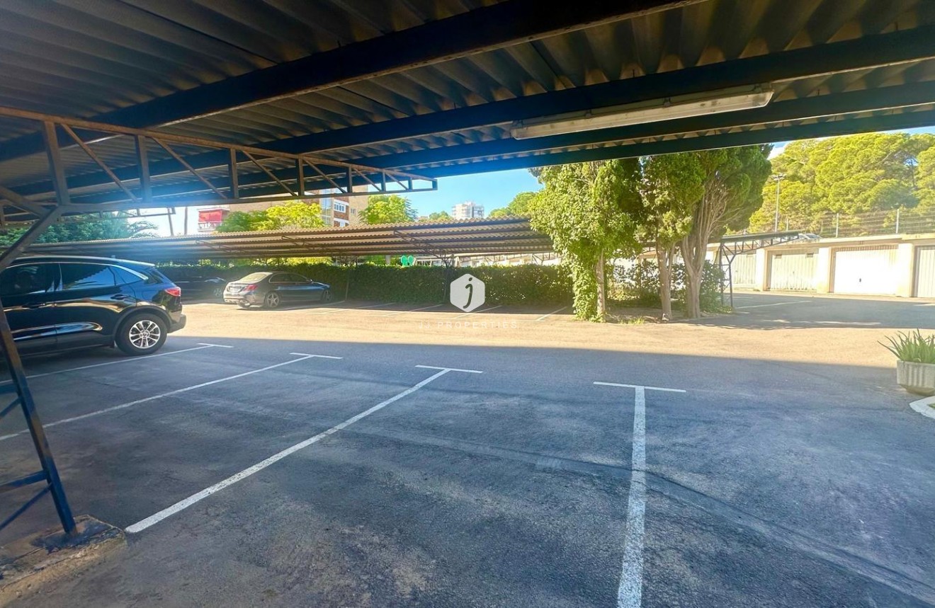 Z drugiej ręki - Mieszkanie w bloku -
Orihuela Costa - Altos De Campoamor