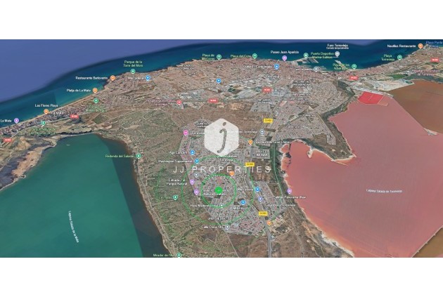 Z drugiej ręki - Szalet -
Torrevieja - Costa Blanca