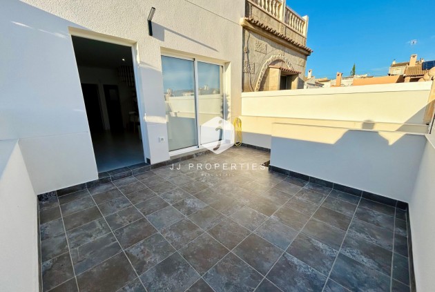 Z drugiej ręki - Szalet -
Torrevieja - Costa Blanca